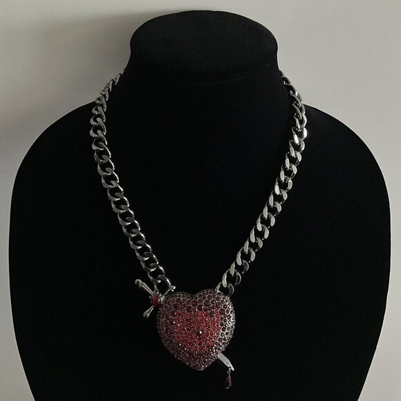 Betsey Johnson Red Rhinestone Arrow Through The Heart Cupid Necklace - Picture 8 of 11